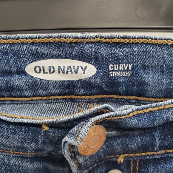 Old Navy Women's Medium Wash Distressed Denin Curvy Straight Jeans Size 2 Short‎ - Picture 2 of 4